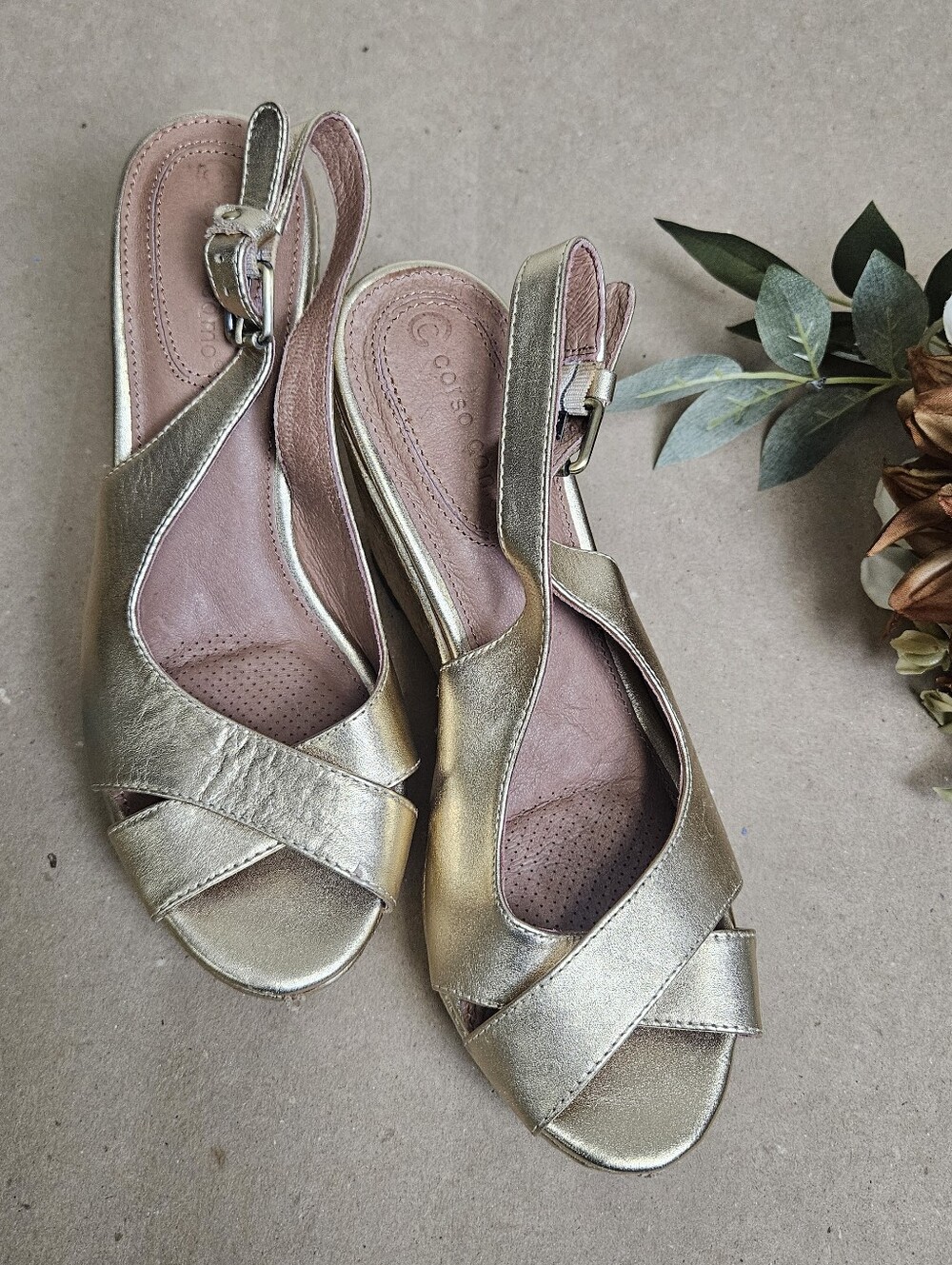 Corso Como Women's Gold Metallic Leather Neely Wedge Brass Sandals US 8M